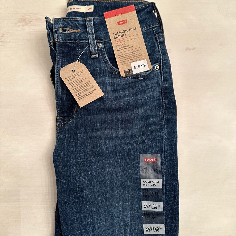 Brand new with tags Levi high rise jeans